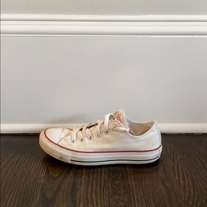 Women’s Allstars Converse ✨
